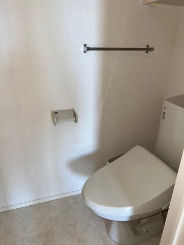 拡大写真:D-room桜町 C棟 3階305の※別のお部屋の写真です(参考:302号室)