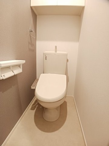 拡大写真:クレールガーデン Ⅱ 1階105のシンプルで使いやすいトイレです