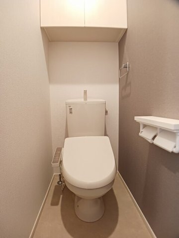 拡大写真:クレールガーデン Ⅱ 1階104のシンプルで使いやすいトイレです