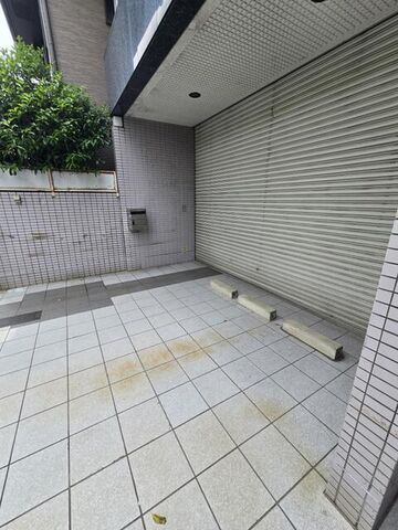 京都市左京区吉田泉殿町の外観
