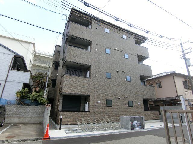 Best Village鳴尾町の外観