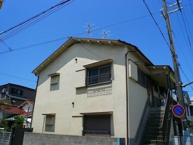 アリコヴェール甲子園の外観