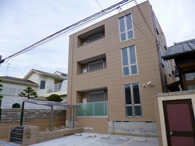 ソラリア一番町の外観