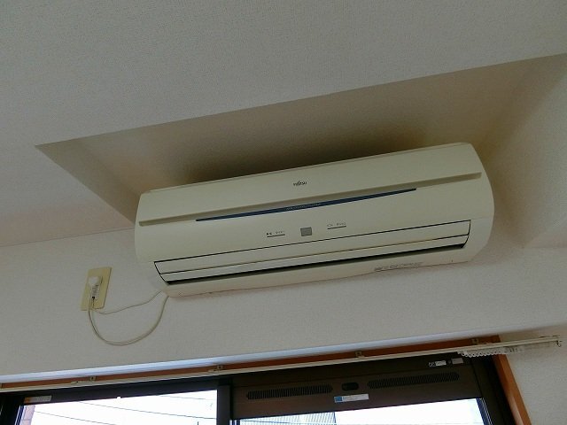 拡大写真:フリーデ373鳴尾 2階202のエアコン