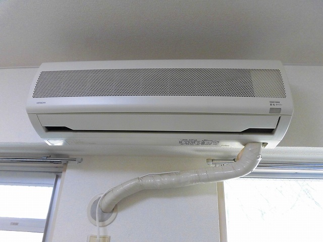 拡大写真:西宮市南甲子園2丁目 2階215のエアコン