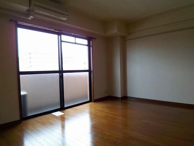 拡大写真:セレナ東甲子園 3階302の寝室