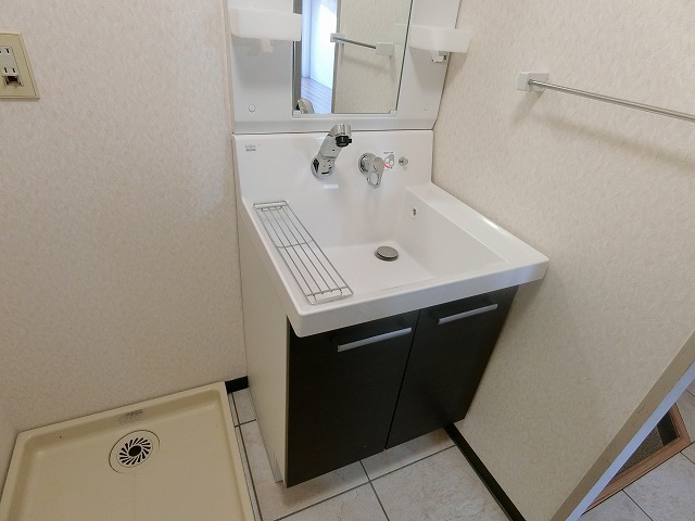 拡大写真:中本ビル 3階302の独立洗面台