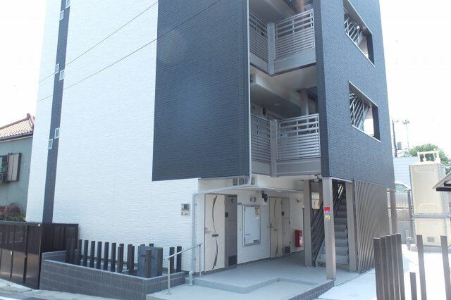拡大写真：河原タウニー 1階102の外観