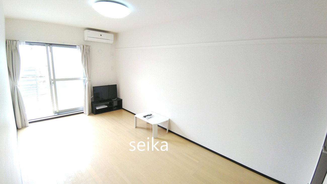 拡大写真:ひまわり 3階301の居間