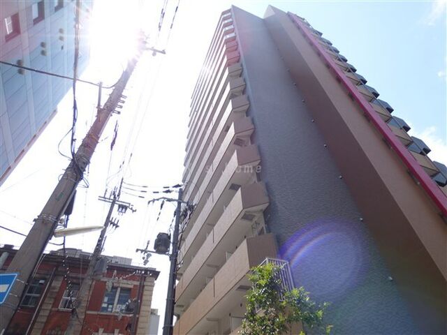 セレニテ神戸元町の外観