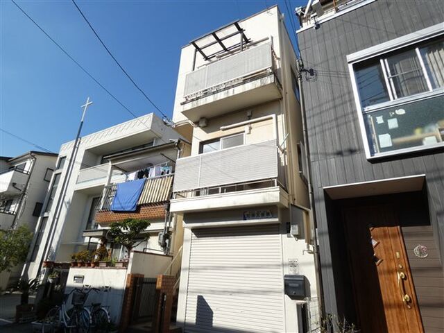 中野マンションの外観