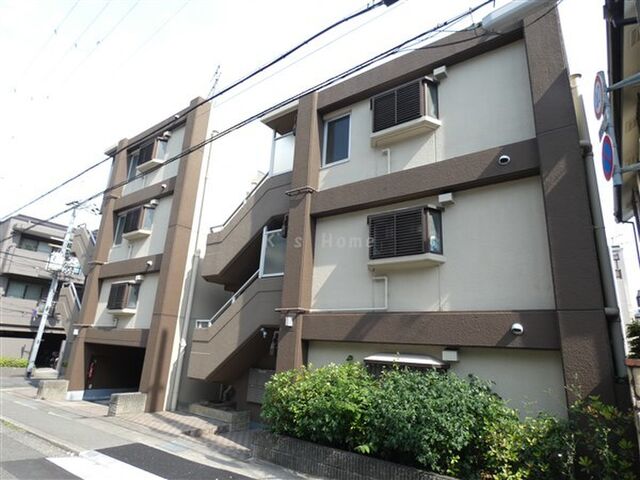 ベルシェ岡本の外観