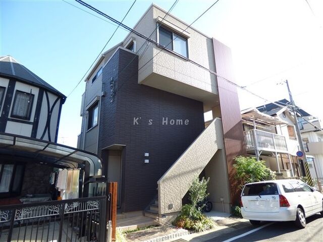 写真：メゾン村川の外観