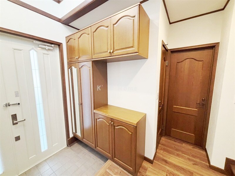 拡大写真:久出ヶ谷町戸建 1階1の玄関