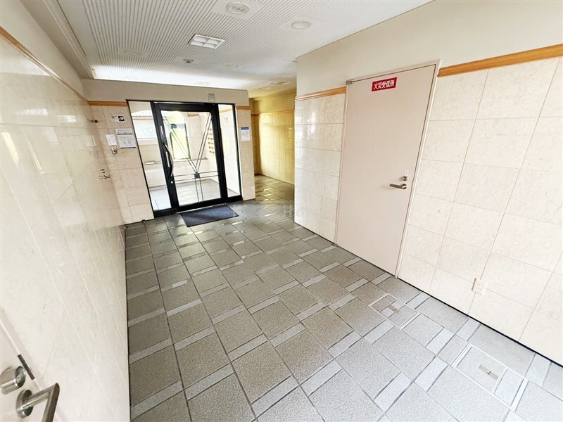 拡大写真:セレナ東甲子園 3階302のロビー
