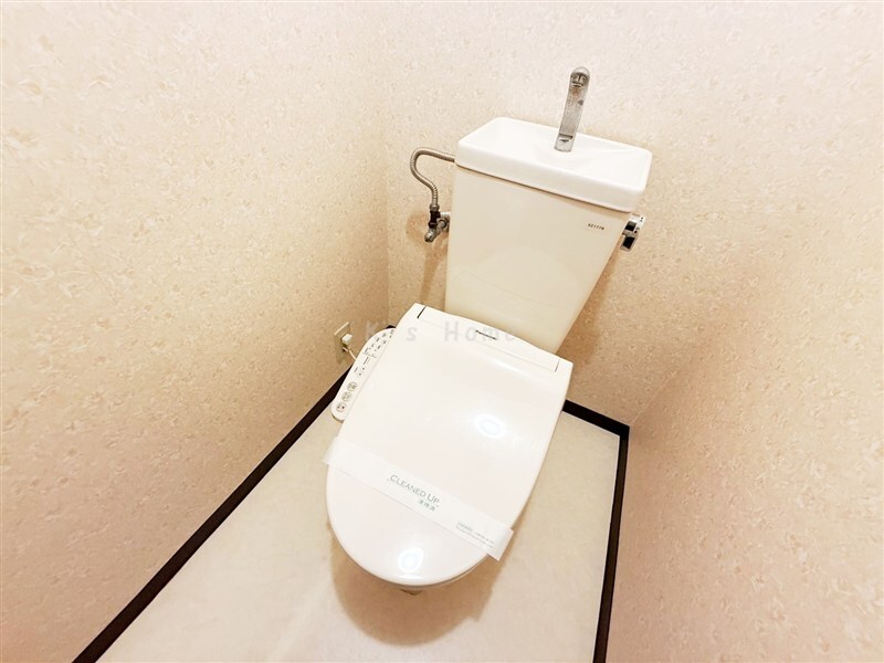 拡大写真:セレナ東甲子園 3階302のトイレ