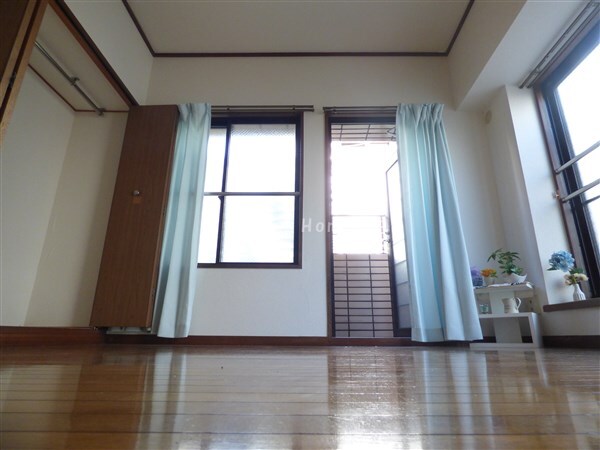 拡大写真:サンヴェール青谷 3階303の居間
