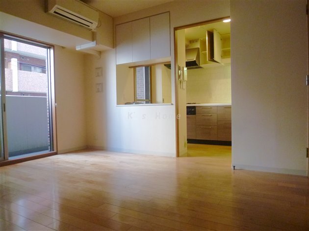 拡大写真:アーバネックス元町通 12階1205の居間