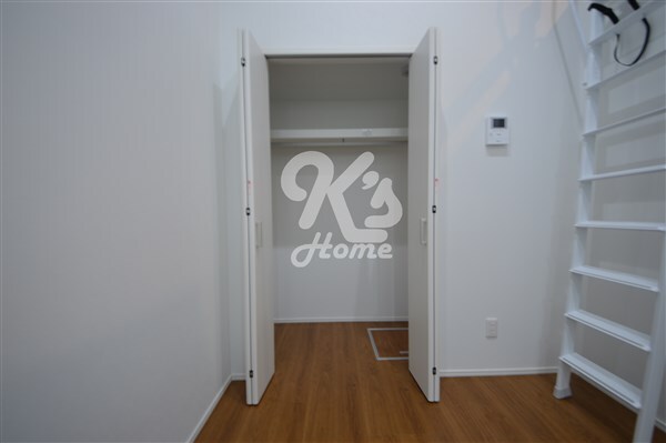 拡大写真:サンクス東須磨 2階203の収納
