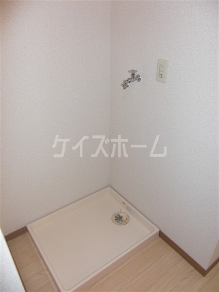 拡大写真：テンボス丸山II 1階101のエントランス