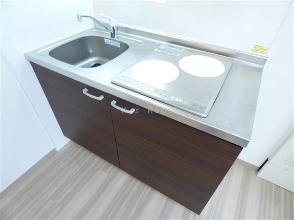 拡大写真：セレブコートⅡ 2階208のキッチン