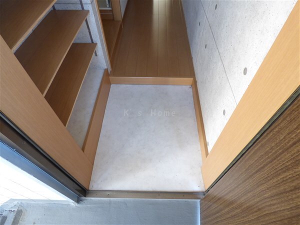 拡大写真:タカラ荘マンション 1階101の玄関