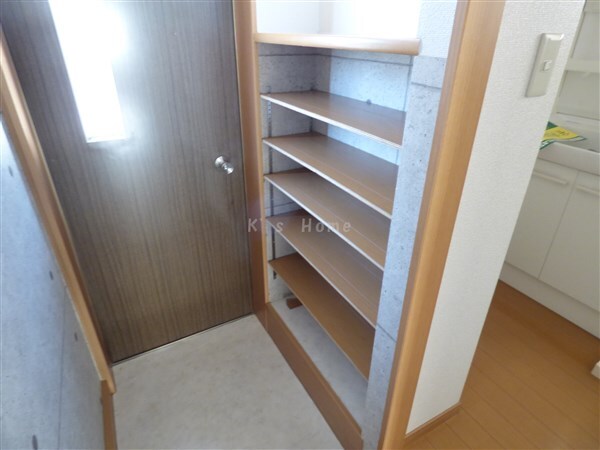 拡大写真:タカラ荘マンション 1階101の収納