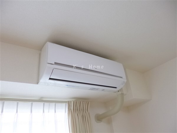 拡大写真:プラチナコート 7階703のエアコン