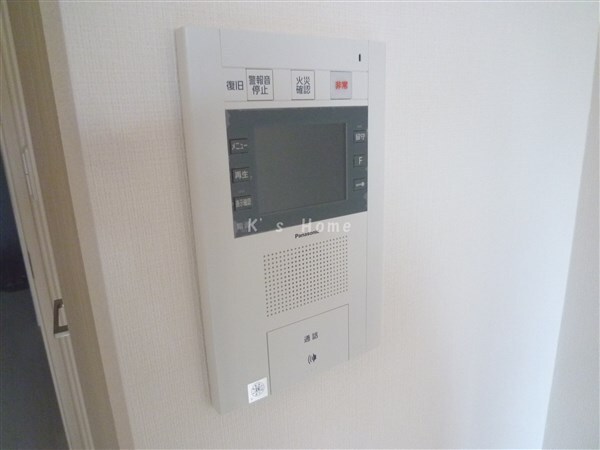 拡大写真:プレサンス三宮エレガンシア 5階501のTVモニターホン