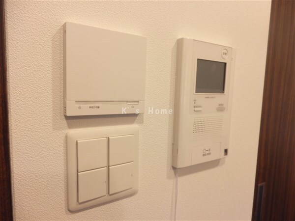 拡大写真：エムズパラッツォＨＡＴ神戸 2階203のＴＶモニターホン
