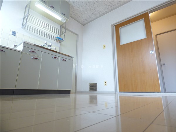 拡大写真:ヒルト丸山 3階301の内装
