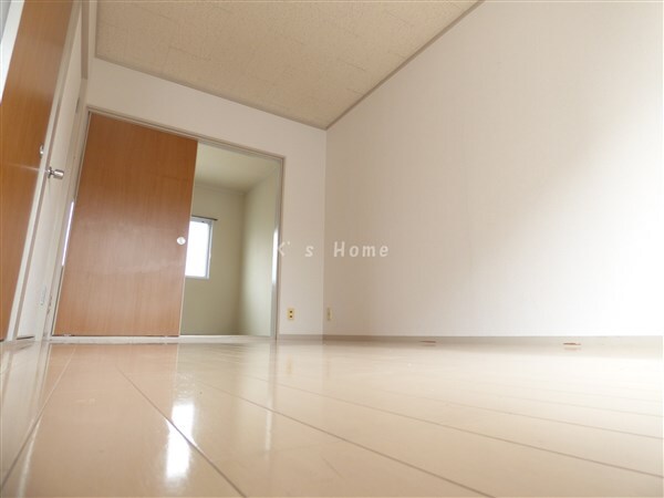 拡大写真:ヒルト丸山 3階301の居間