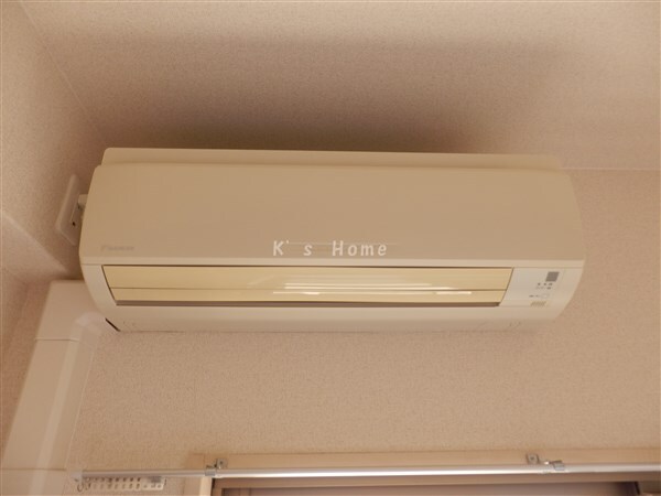 拡大写真:プレサンス三宮花時計前 5階501のエアコン