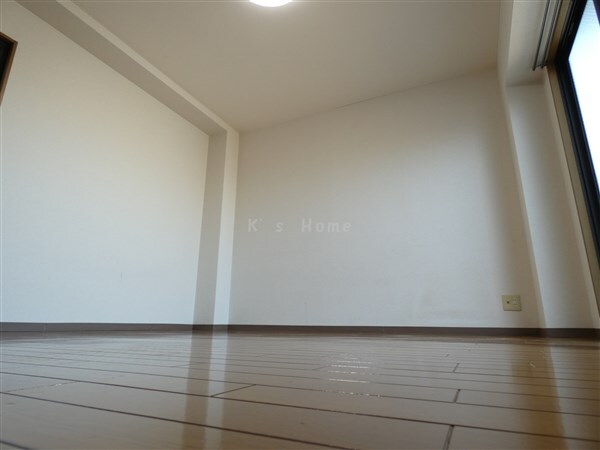 拡大写真:リーベン美幸 4階403の居間