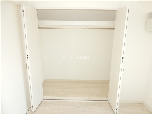 拡大写真:シティライフ坂口通 4階401のクローゼット