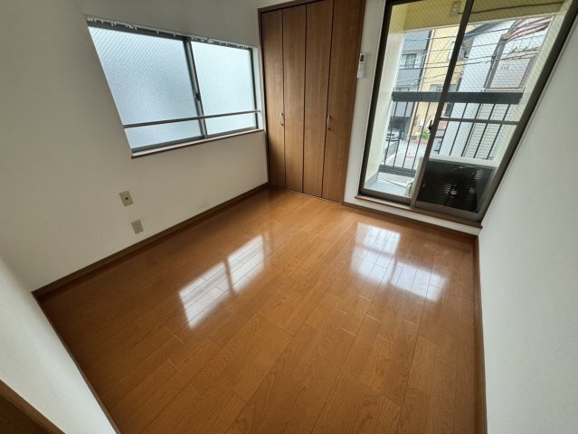 拡大写真:スカイハイツ日暮 2階201の居間