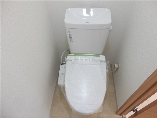 拡大写真:シティライフ稗原 4階402のトイレ