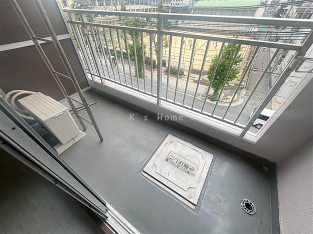 拡大写真:アポロンKOWA 4階401のバルコニー