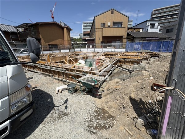 拡大写真：西新町PJ 2階202のエントランス