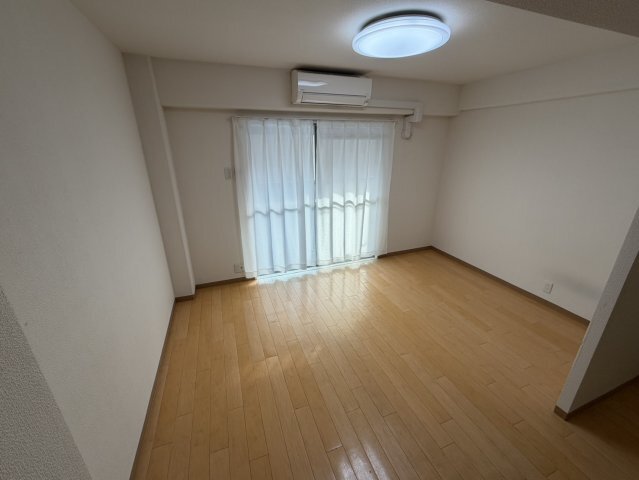 拡大写真:甲南第7兵庫コーポラス 5階502の居間