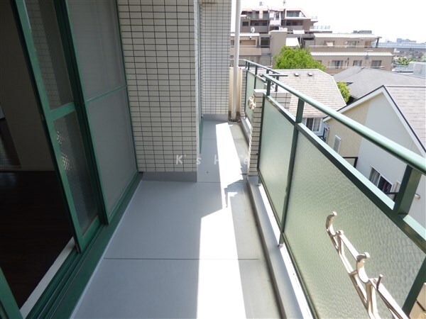 拡大写真:ダンディライオン住吉川 3階504のバルコニー