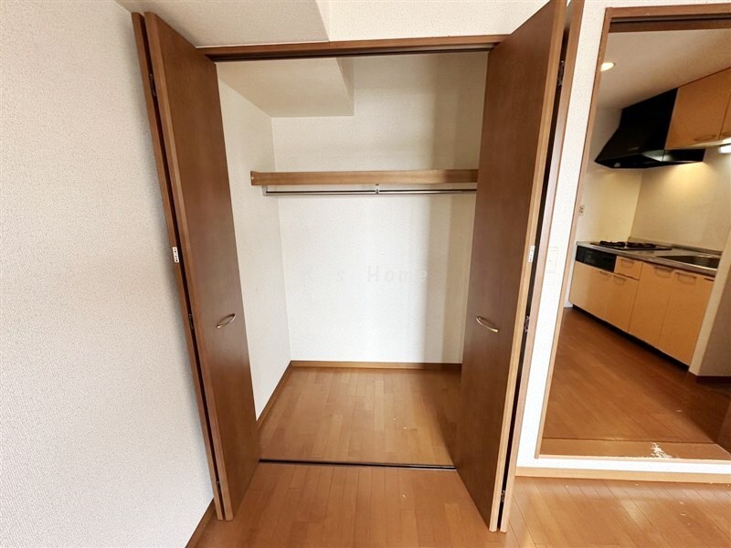 拡大写真:キャッスルプラザ甲子園アネックス 5階502の収納