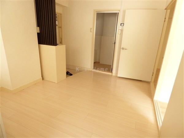 拡大写真：メゾン熊内Ⅴ 3階301の内装