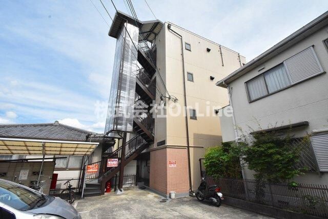 第二マウントハイツの外観