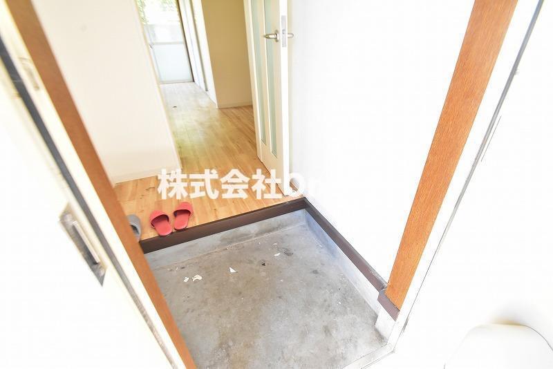 拡大写真:サマックスアバンサール 2階201の玄関
