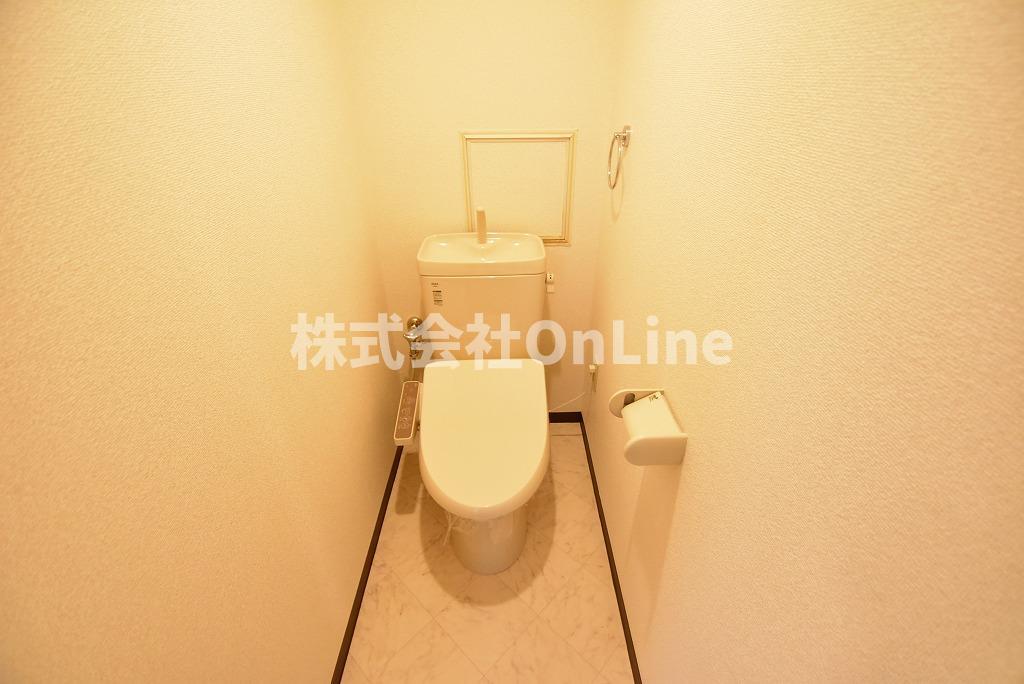 拡大写真:アンリハイツ 3階302のトイレ