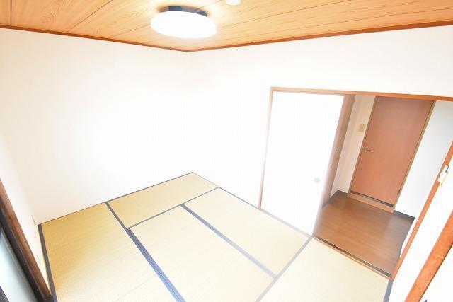 拡大写真:カーサフィオーレ壱番館 3階301の和室
