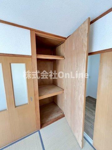 拡大写真:東大阪市吉田6丁目 3階302の収納