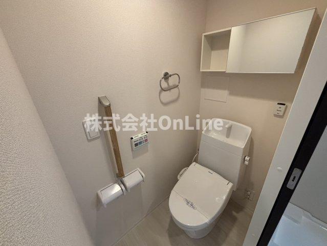 拡大写真:東大阪市若江西新町5丁目 2階203のトイレ