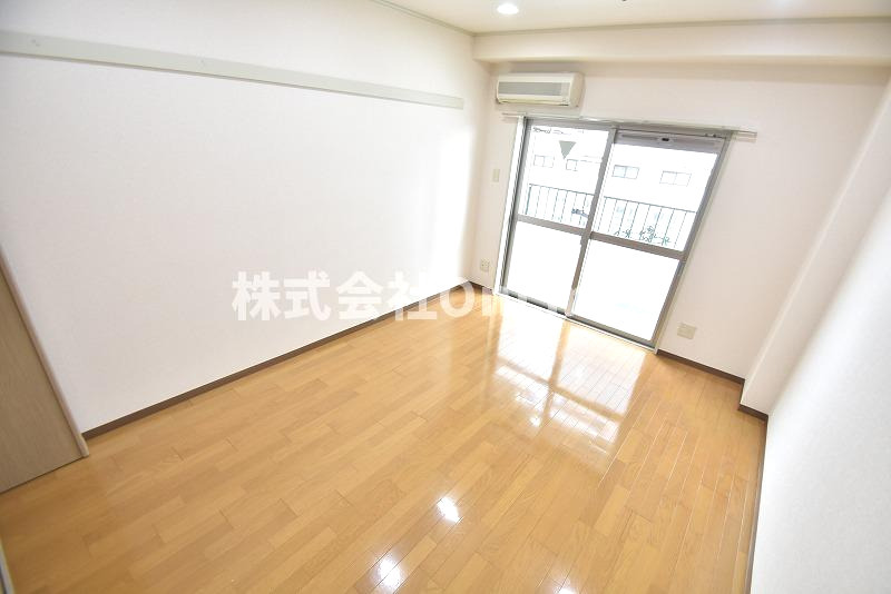 拡大写真:東大阪市長堂1丁目 9階902の寝室